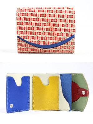 小さい財布　パジャ