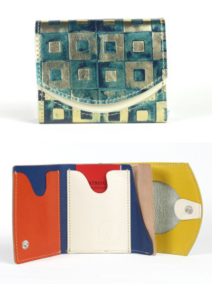 小さい財布　クリソベリル