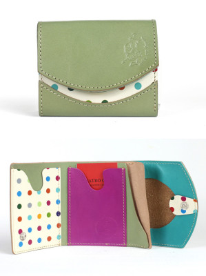 小さい財布　chameleon