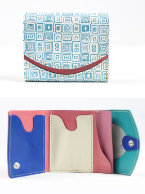 小さい財布　ワスレナグサ