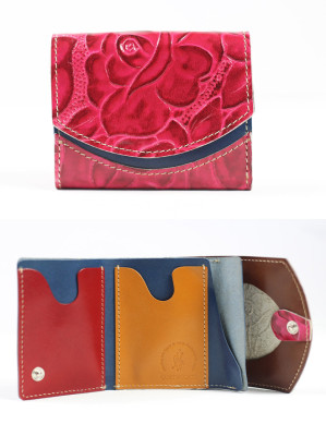 小さい財布　Azzy