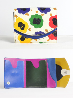 小さい財布　ノンノ