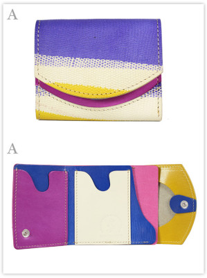 小さい財布　海辺の町：A