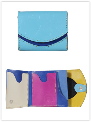 小さい財布　ハートリーフ