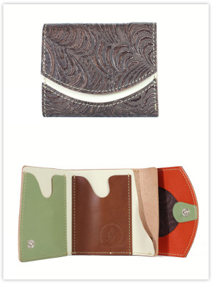 小さい財布　もうバレンタイン気分