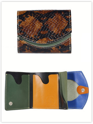 小さい財布　よるの空